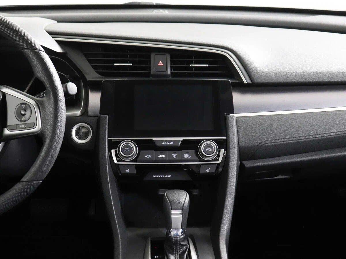 Honda Civic 2018, серый