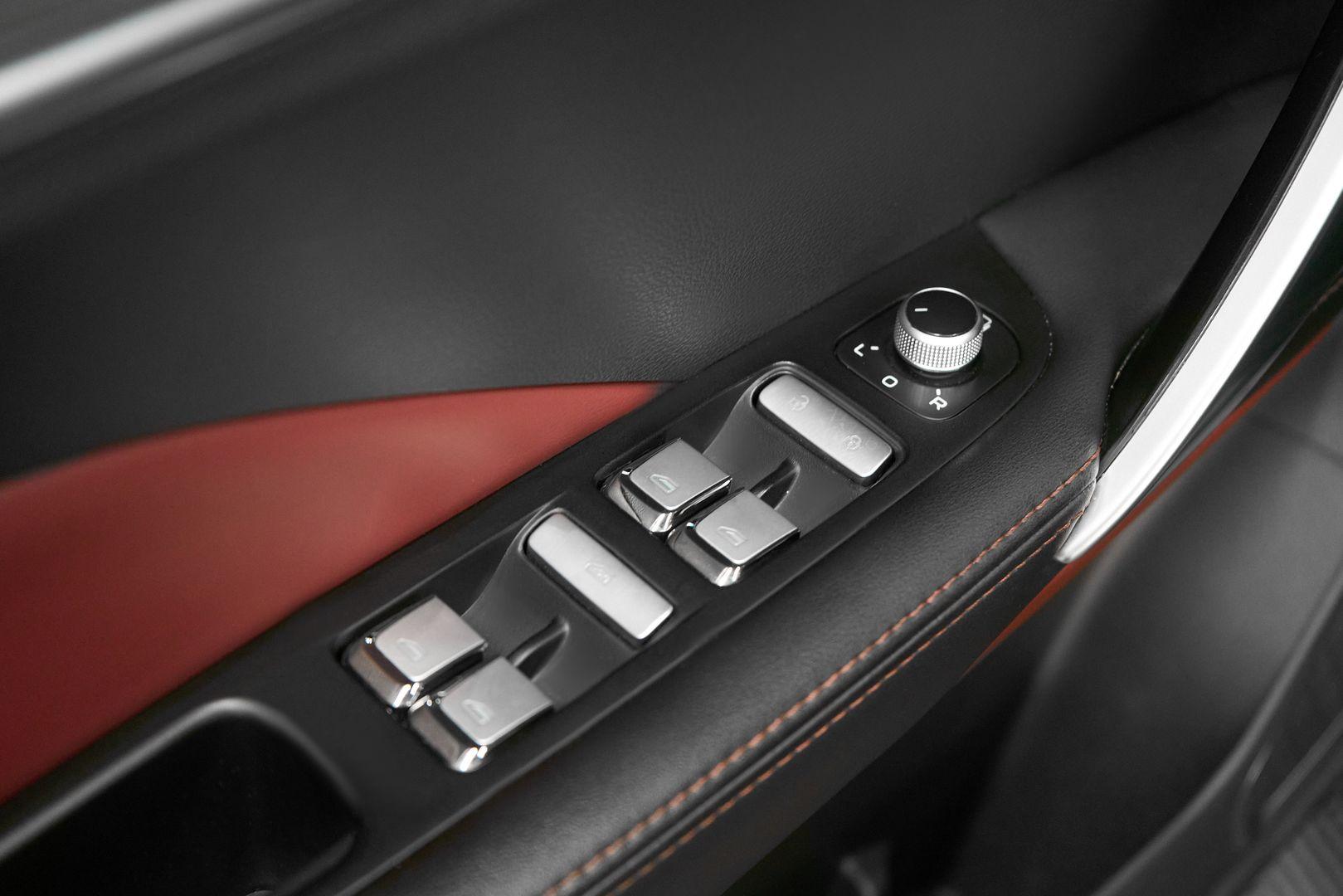 Geely Coolray 2021, черный