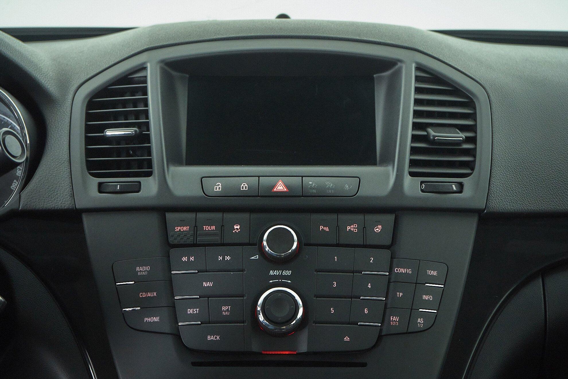Opel Insignia 2012, черный