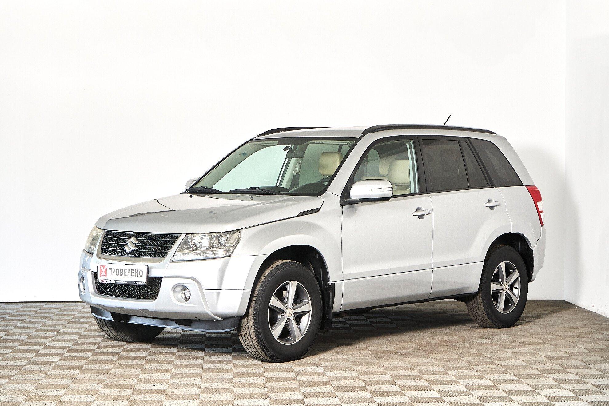 Suzuki Grand Vitara 2010, серебряный