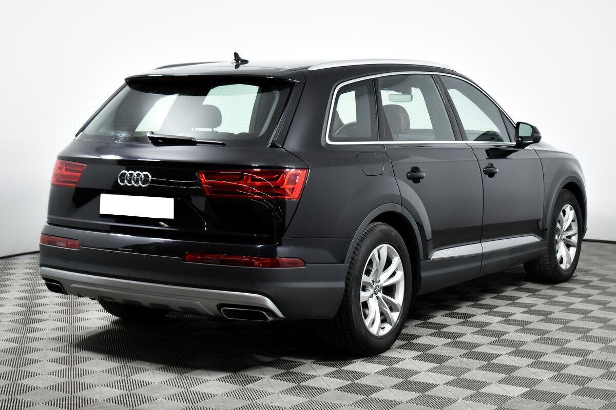 Audi Q7 2018, черный