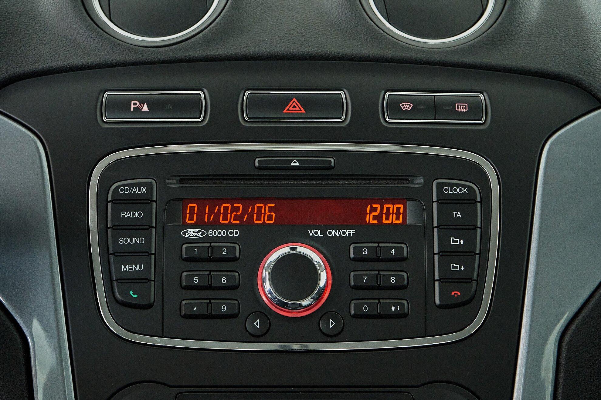 Ford Mondeo 2012, синий