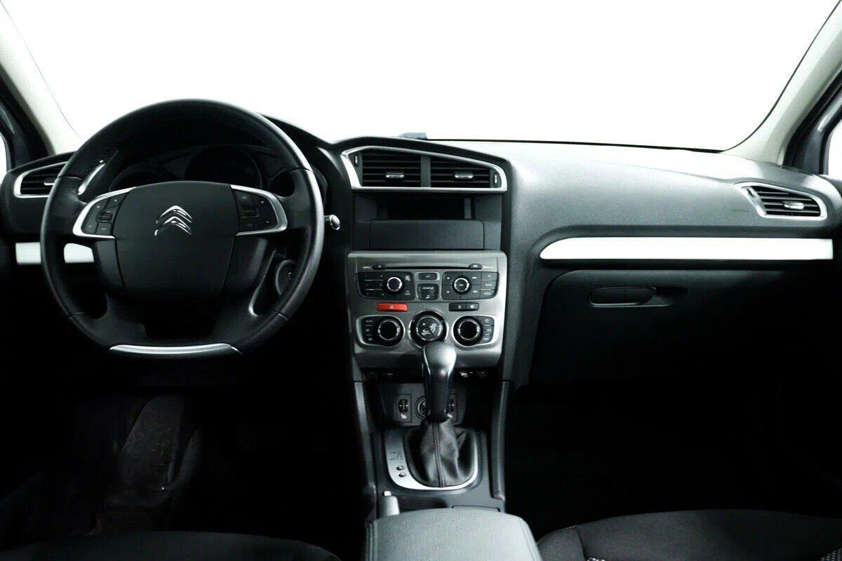 Citroen C4 2019, серебряный