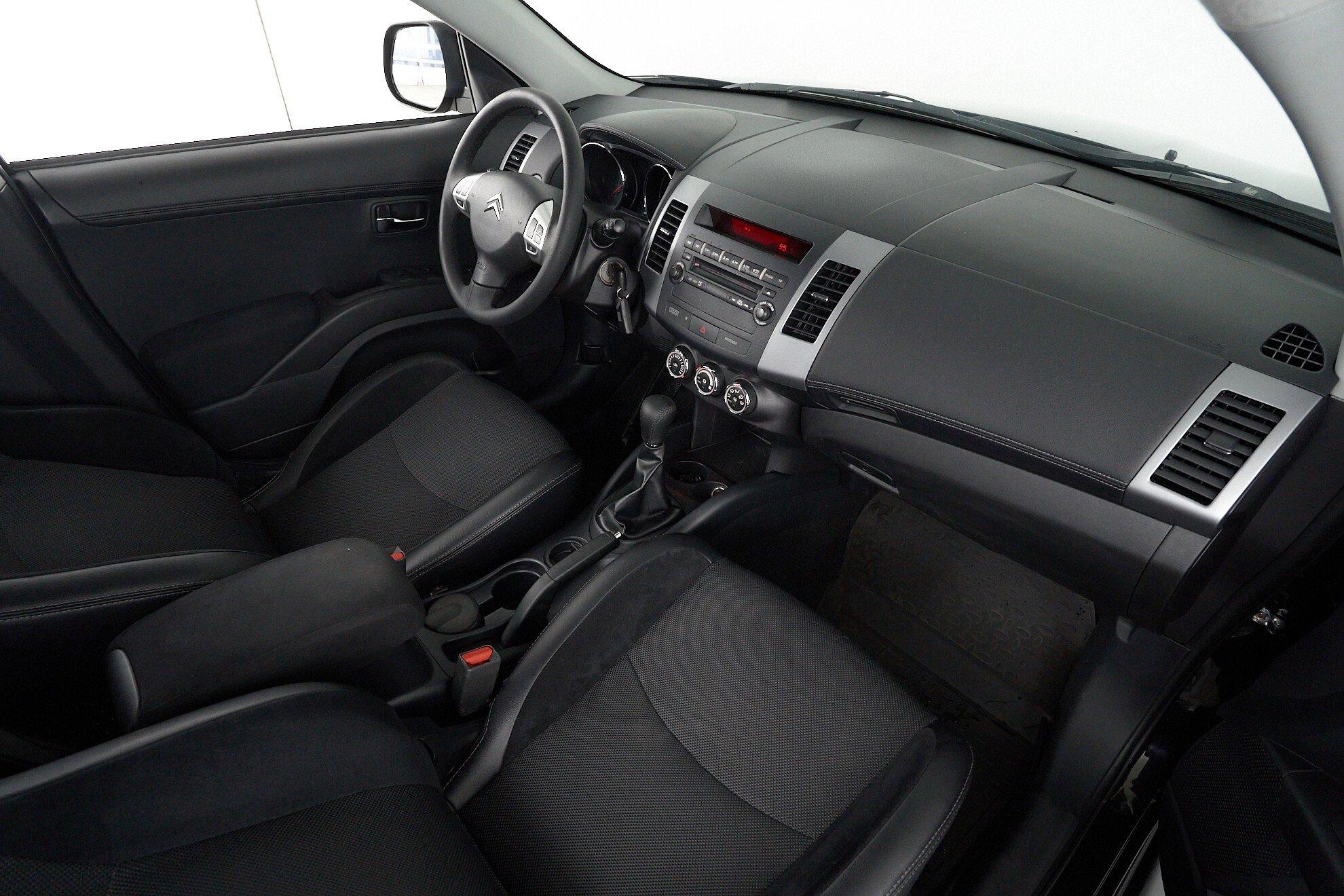 Citroen C-Crosser 2012, черный