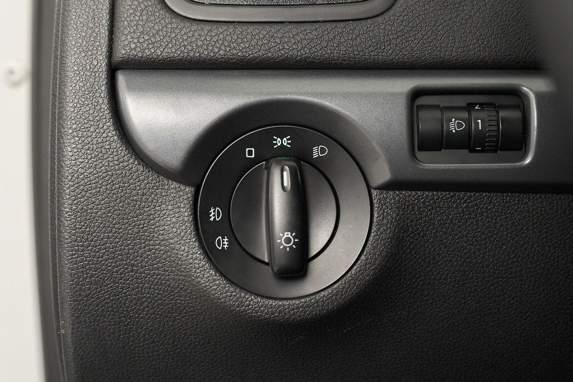 Skoda Yeti 2013, белый