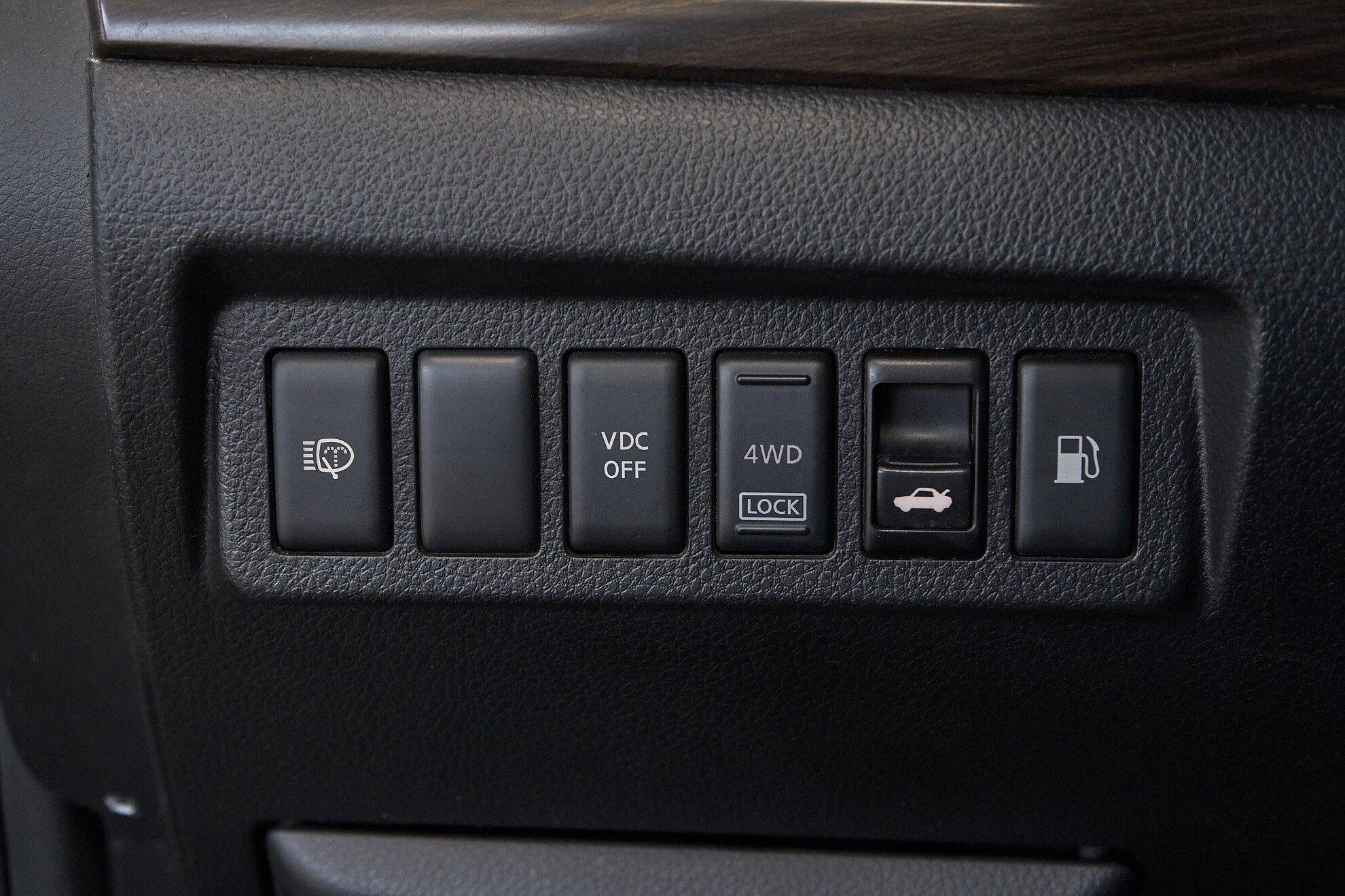 Nissan Teana 2011, черный