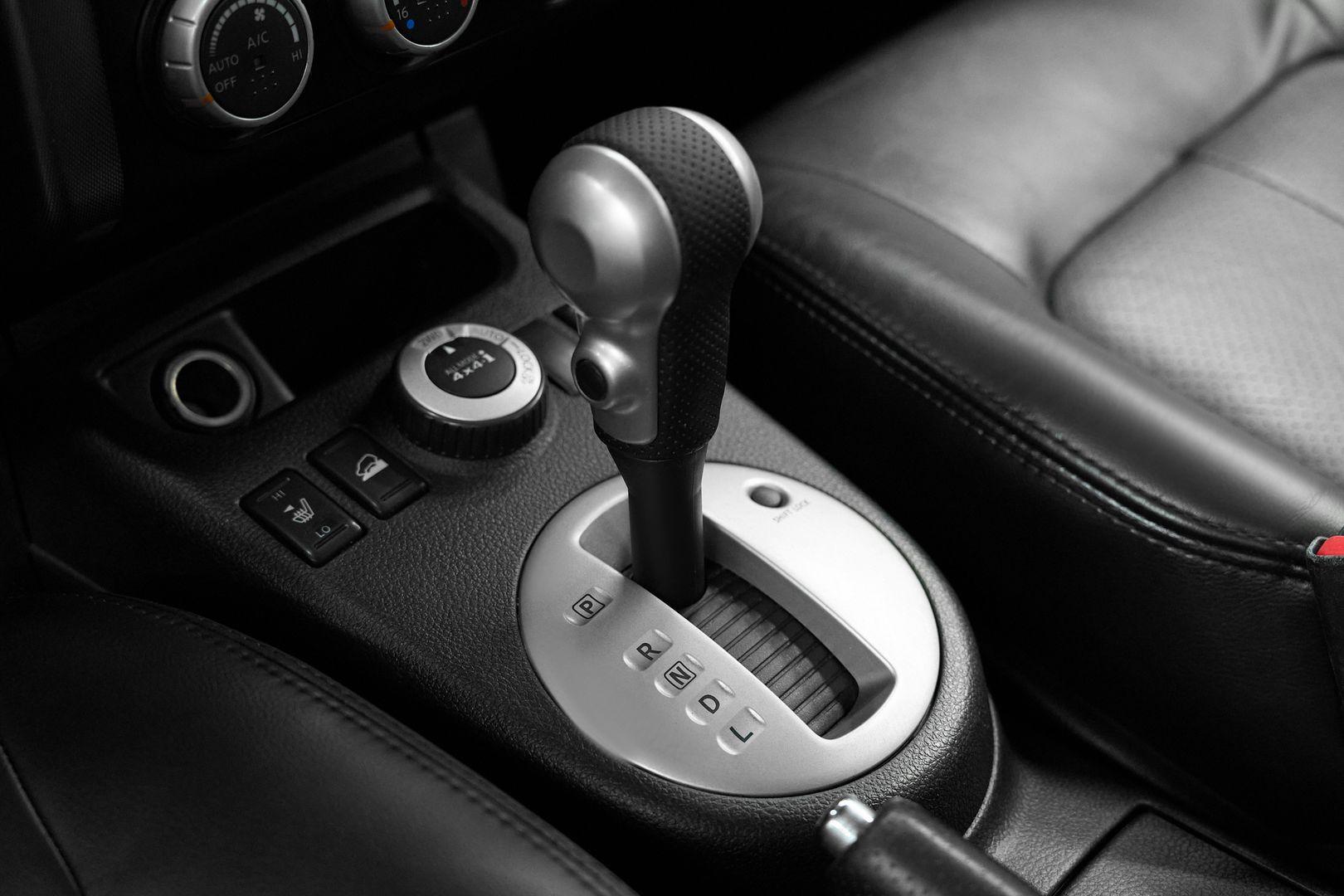 Nissan X-Trail 2008, серый