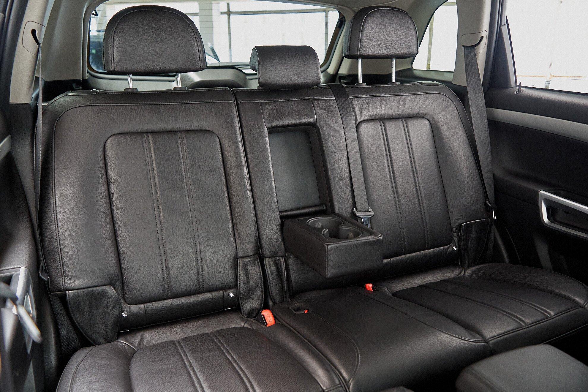 Opel Antara 2012, черный