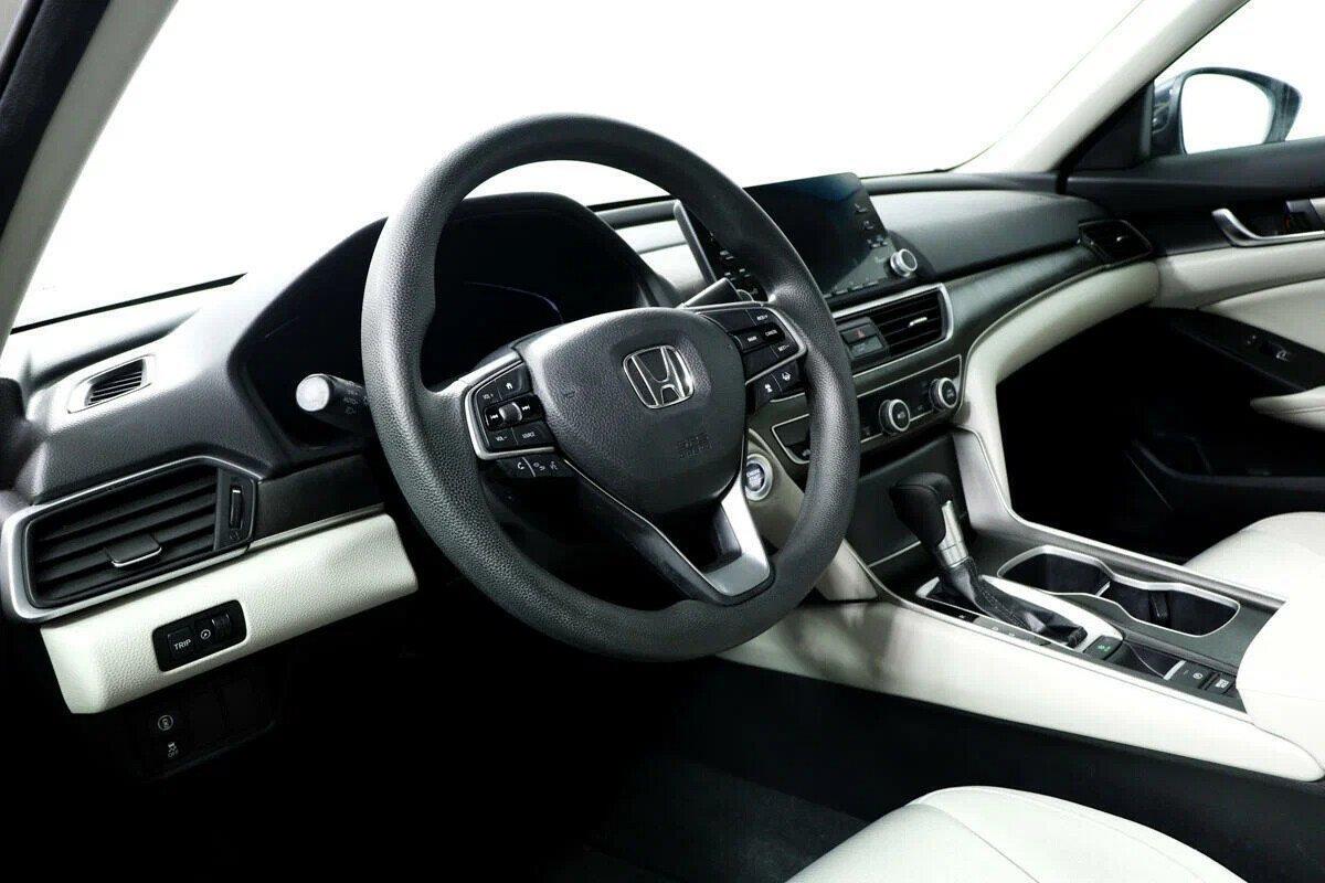 Honda Accord 2020, бежевый