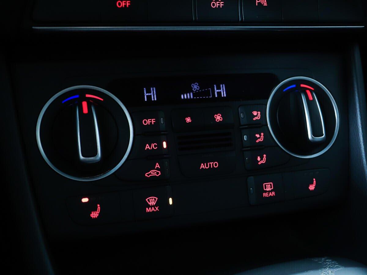 Audi Q3 2017, белый