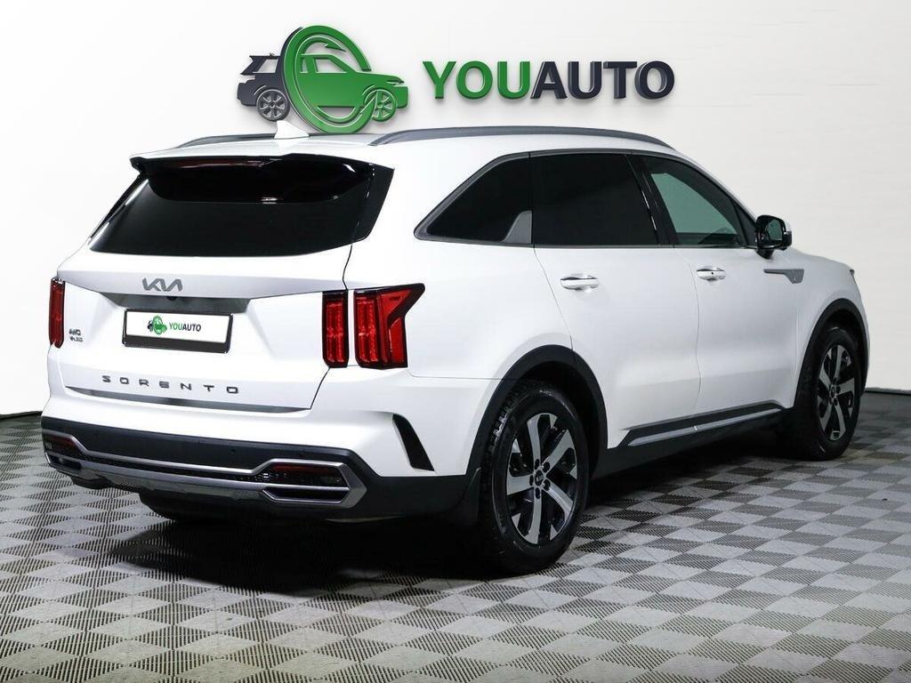 Kia Sorento 2021, белый