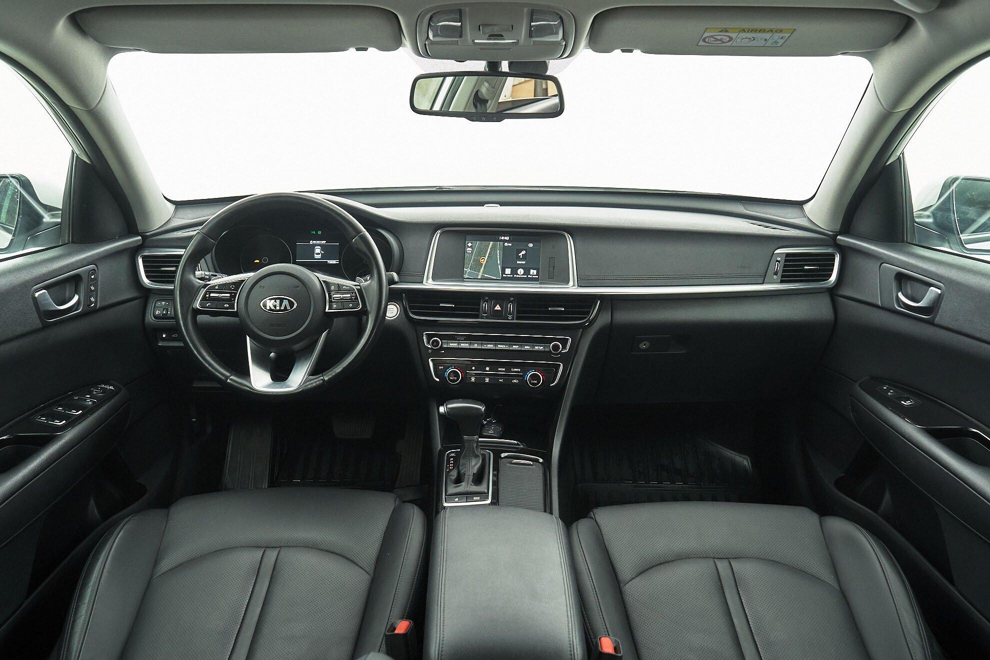 Kia Optima 2018, белый