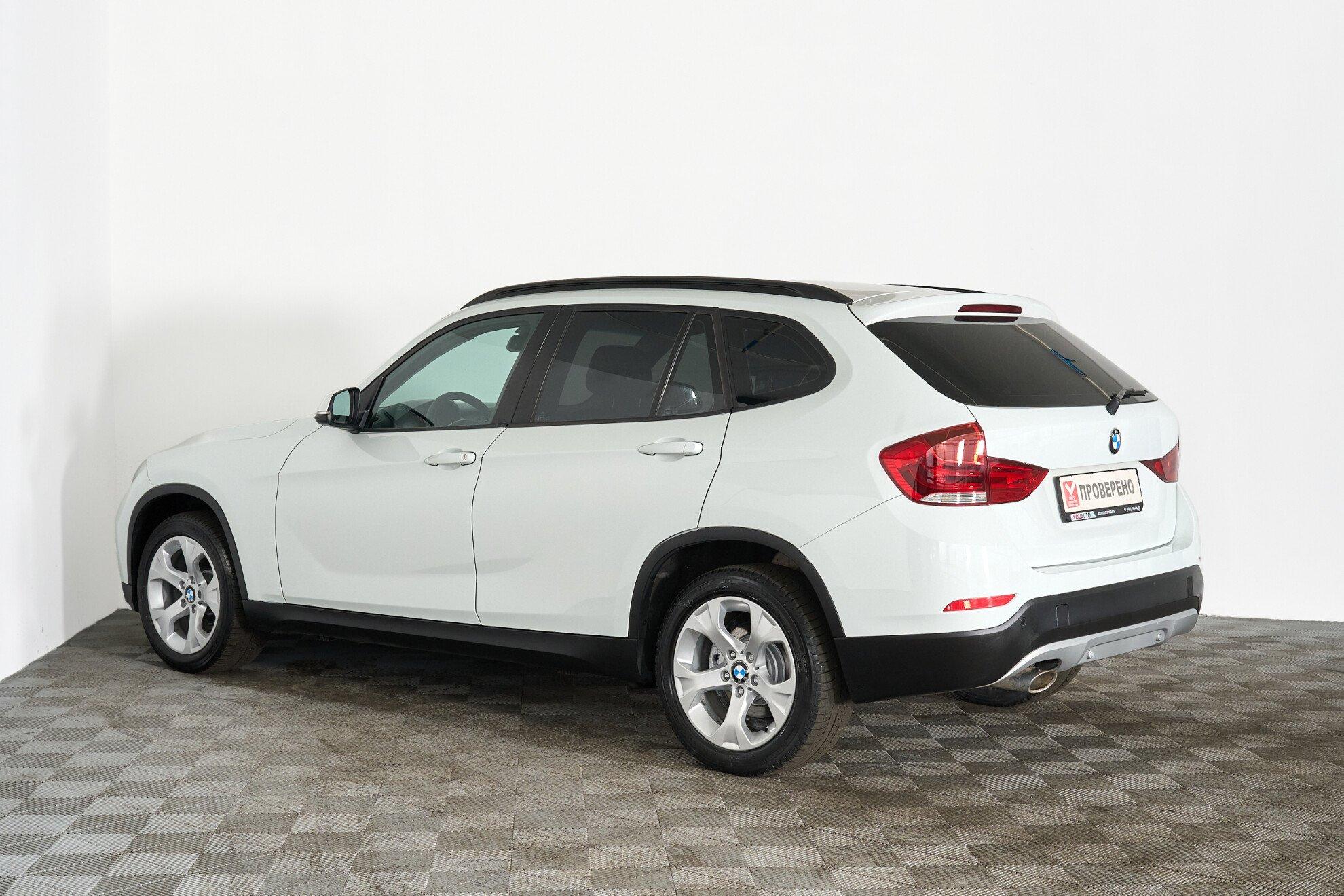 BMW X1 2014, белый