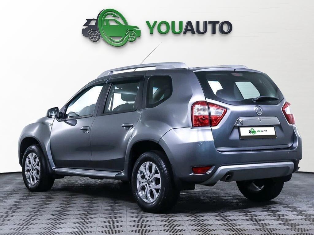 Nissan Terrano 2020, серый