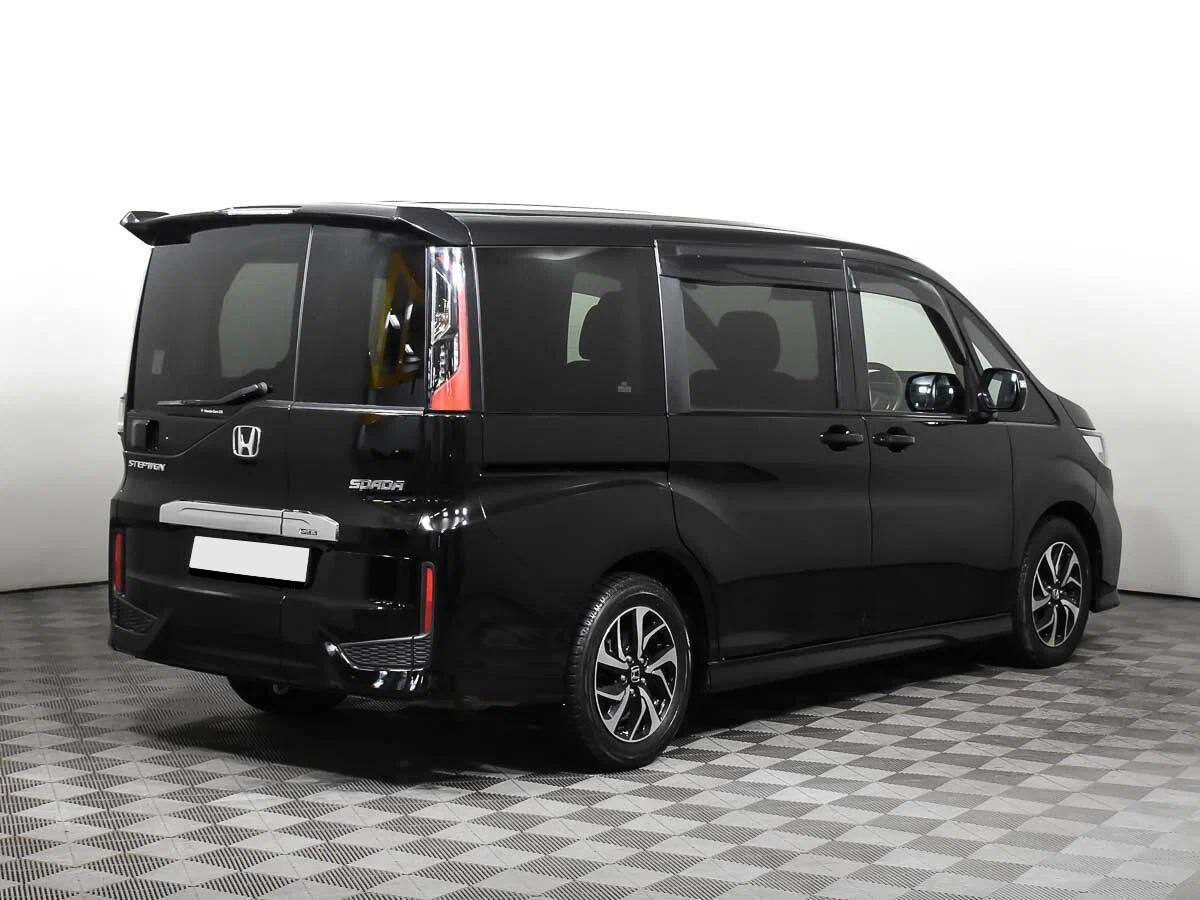 Honda Stepwgn 2018, черный