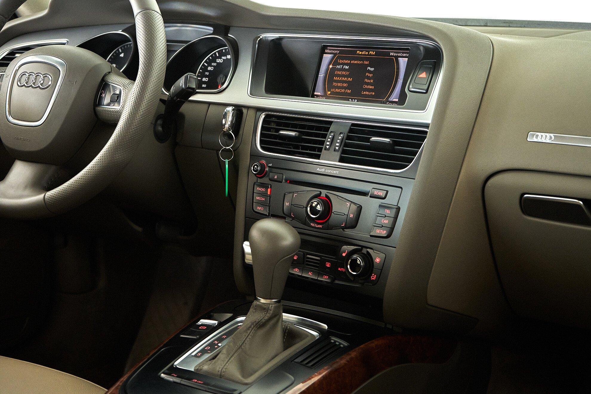 Audi A5 2011, черный