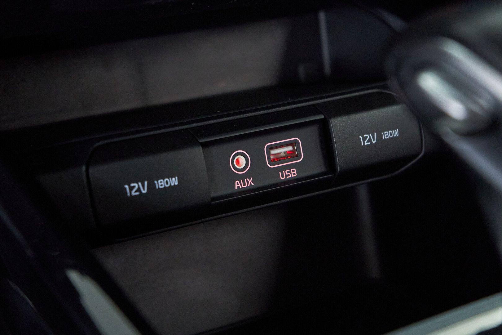 Kia Cerato 2018, черный