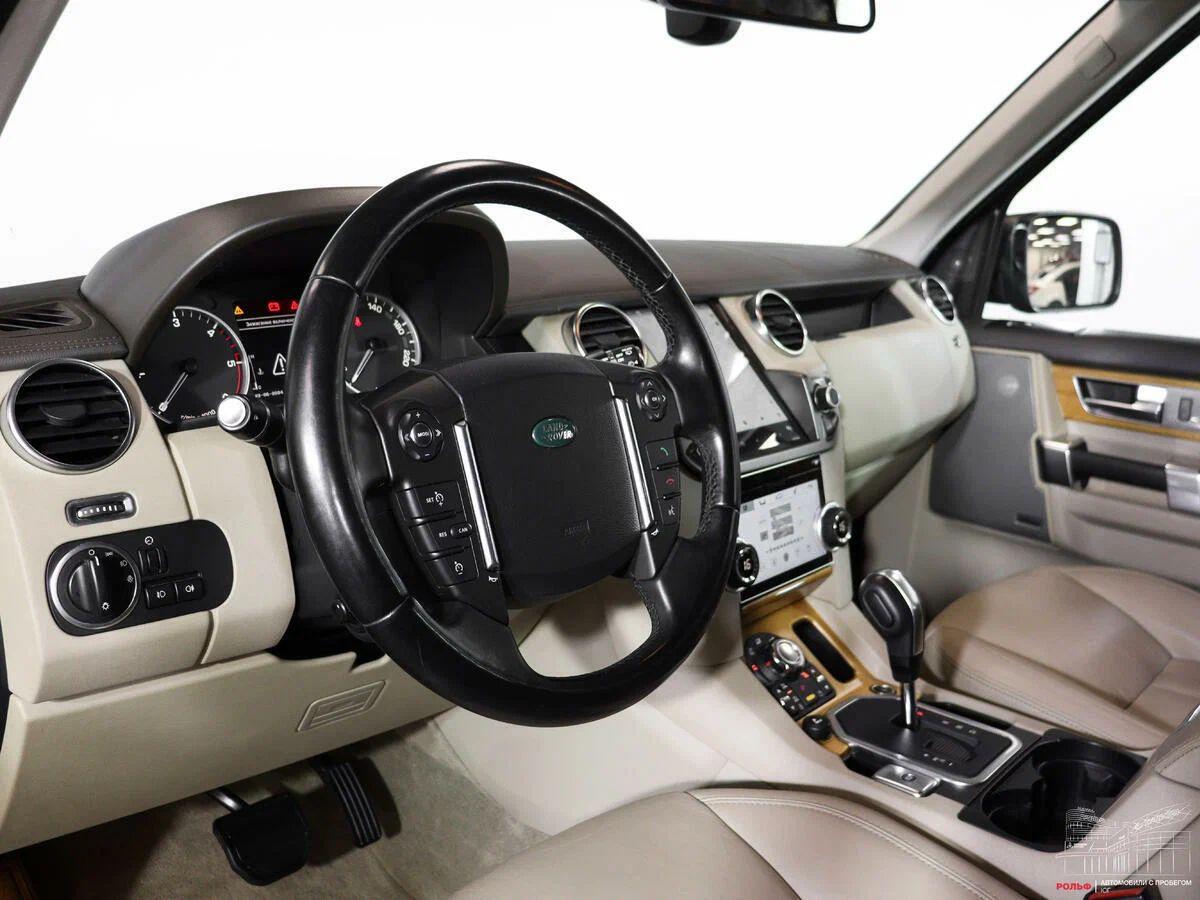 Land Rover Discovery 2009, коричневый