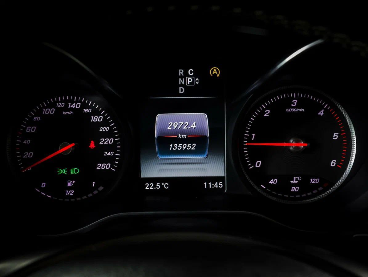 Mercedes-Benz V-Класс 2015, черный