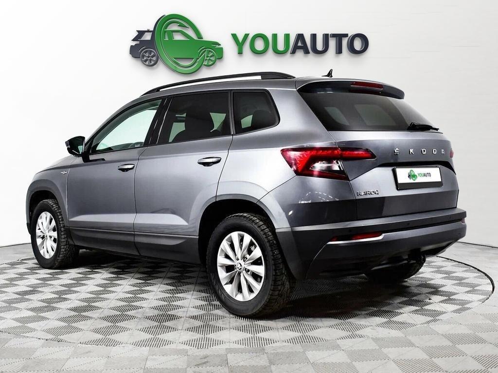 Skoda Karoq 2021, серый