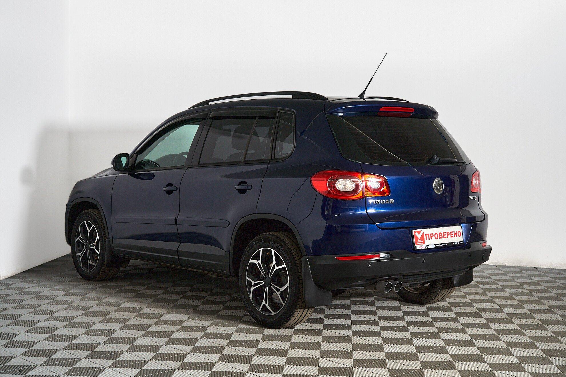 Volkswagen Tiguan 2011, синий