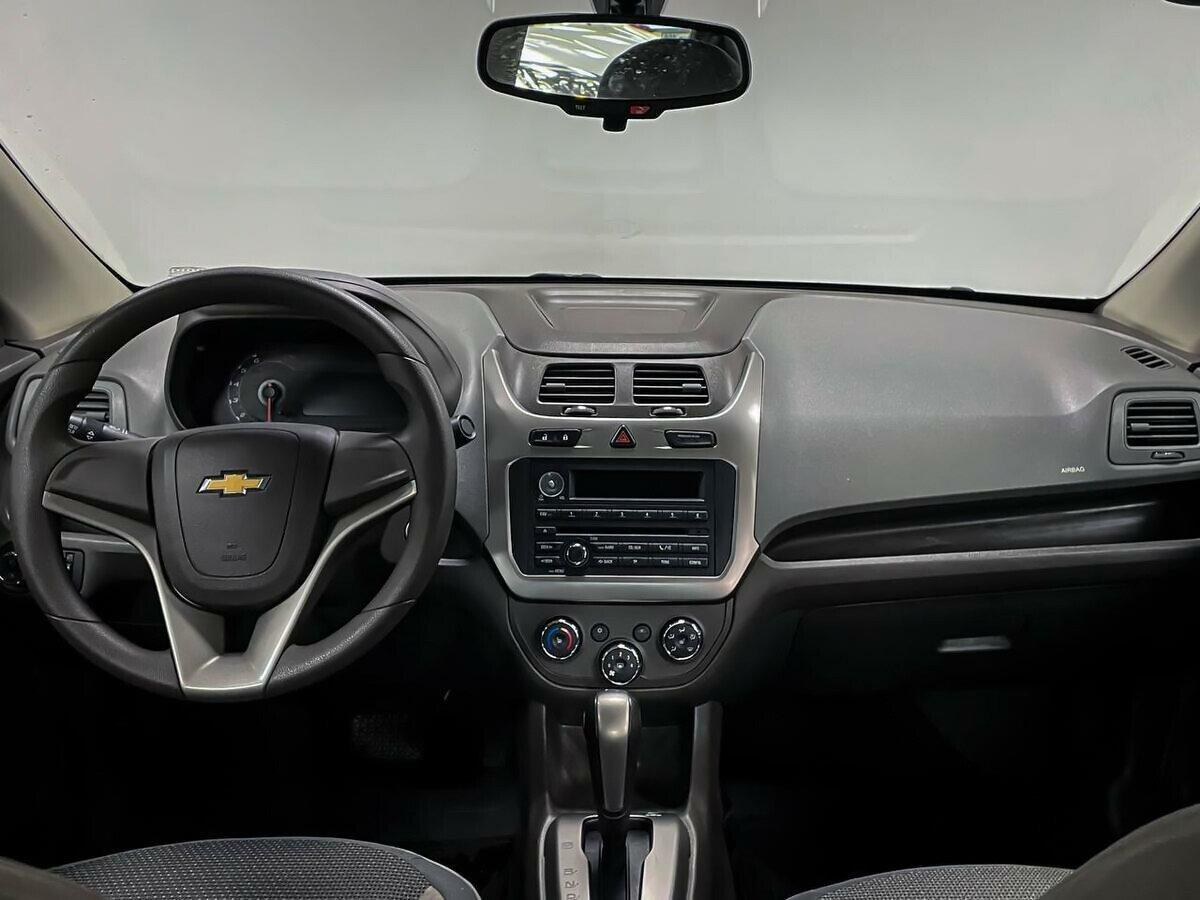 Chevrolet Cobalt 2022, черный