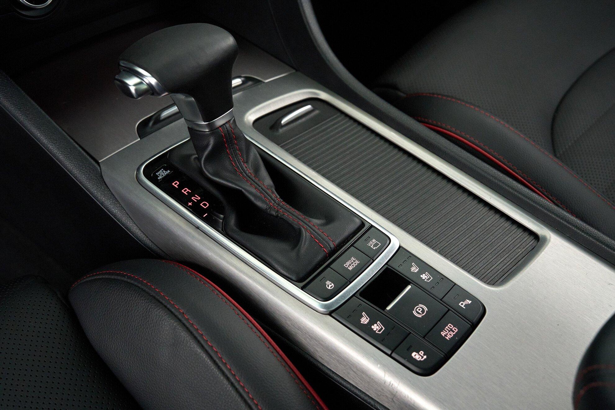 Kia Optima 2020, черный