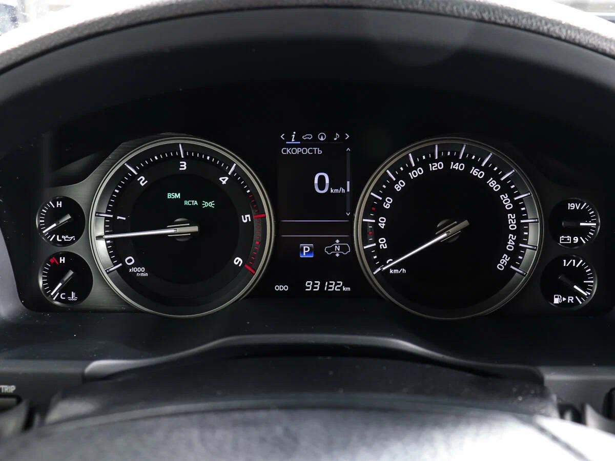 Toyota Land Cruiser 2018, черный