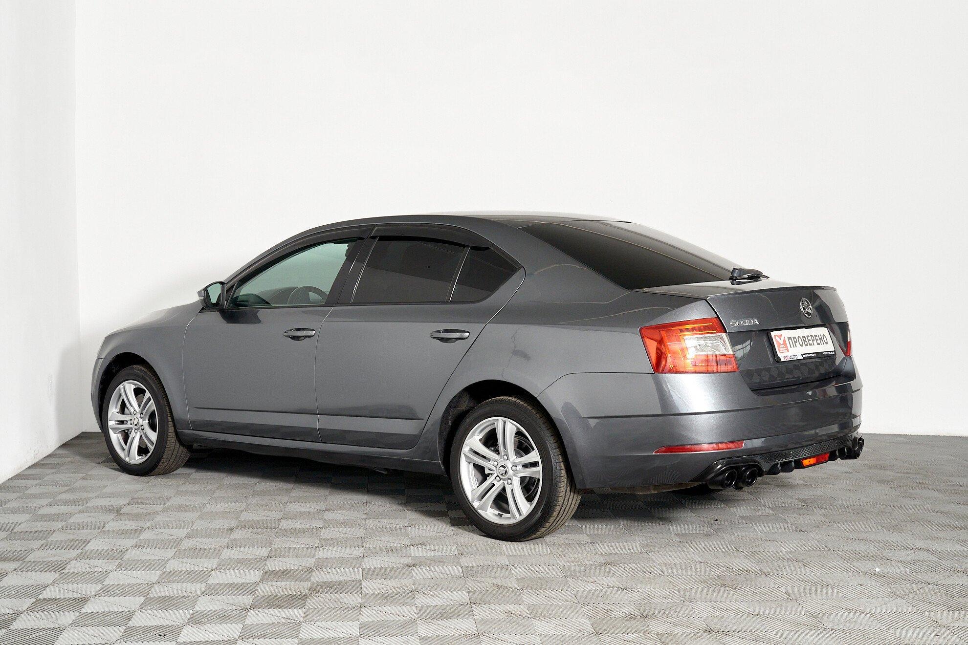 Skoda Octavia 2015, серый
