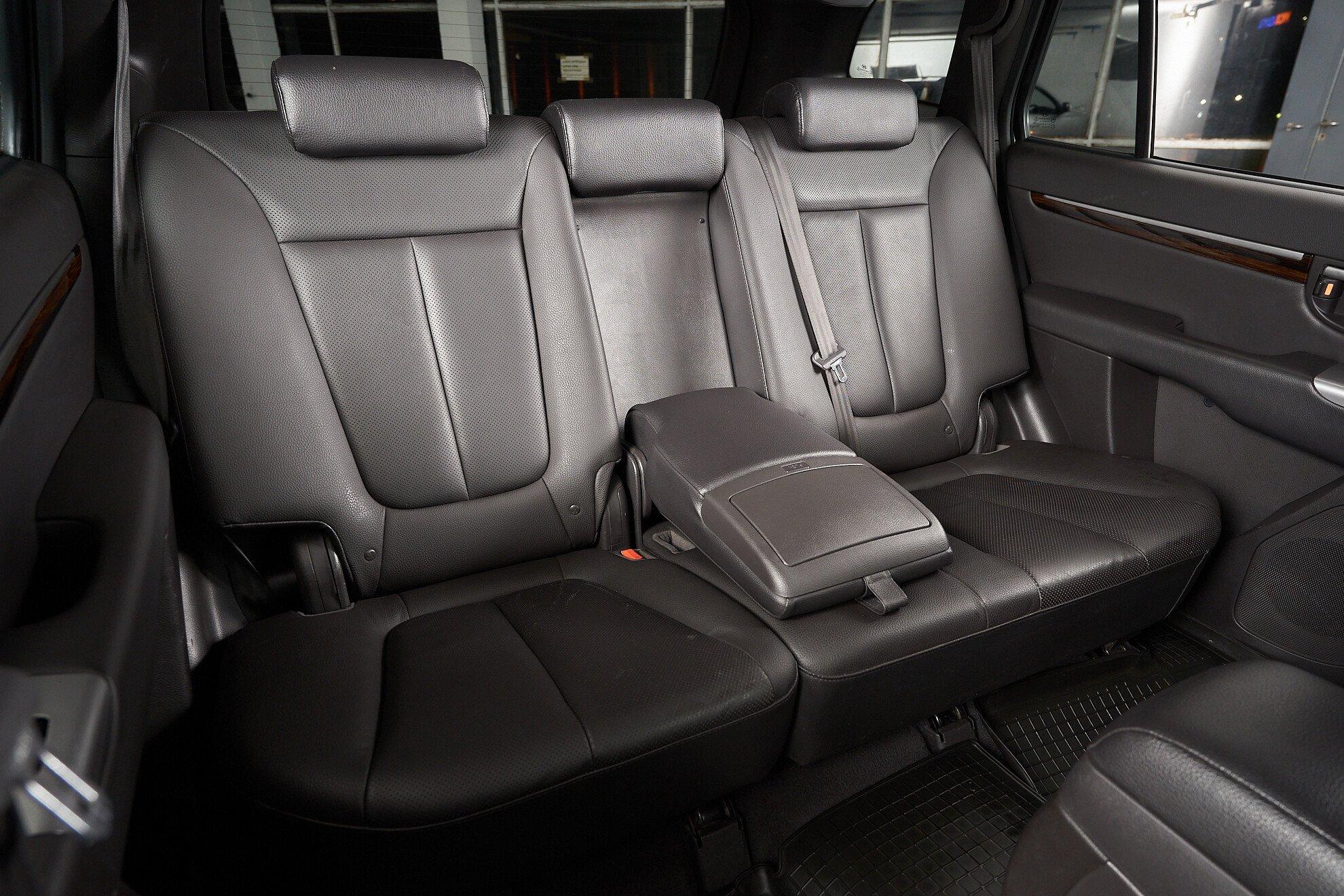 Hyundai Santa Fe 2011, серебряный