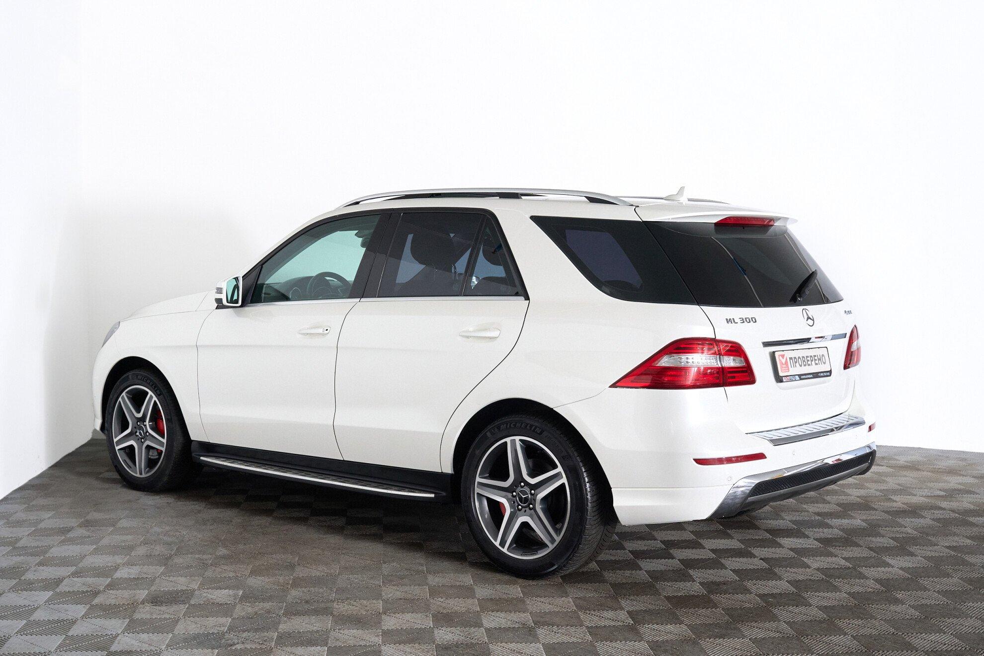 Mercedes-Benz M-Класс 2014, белый