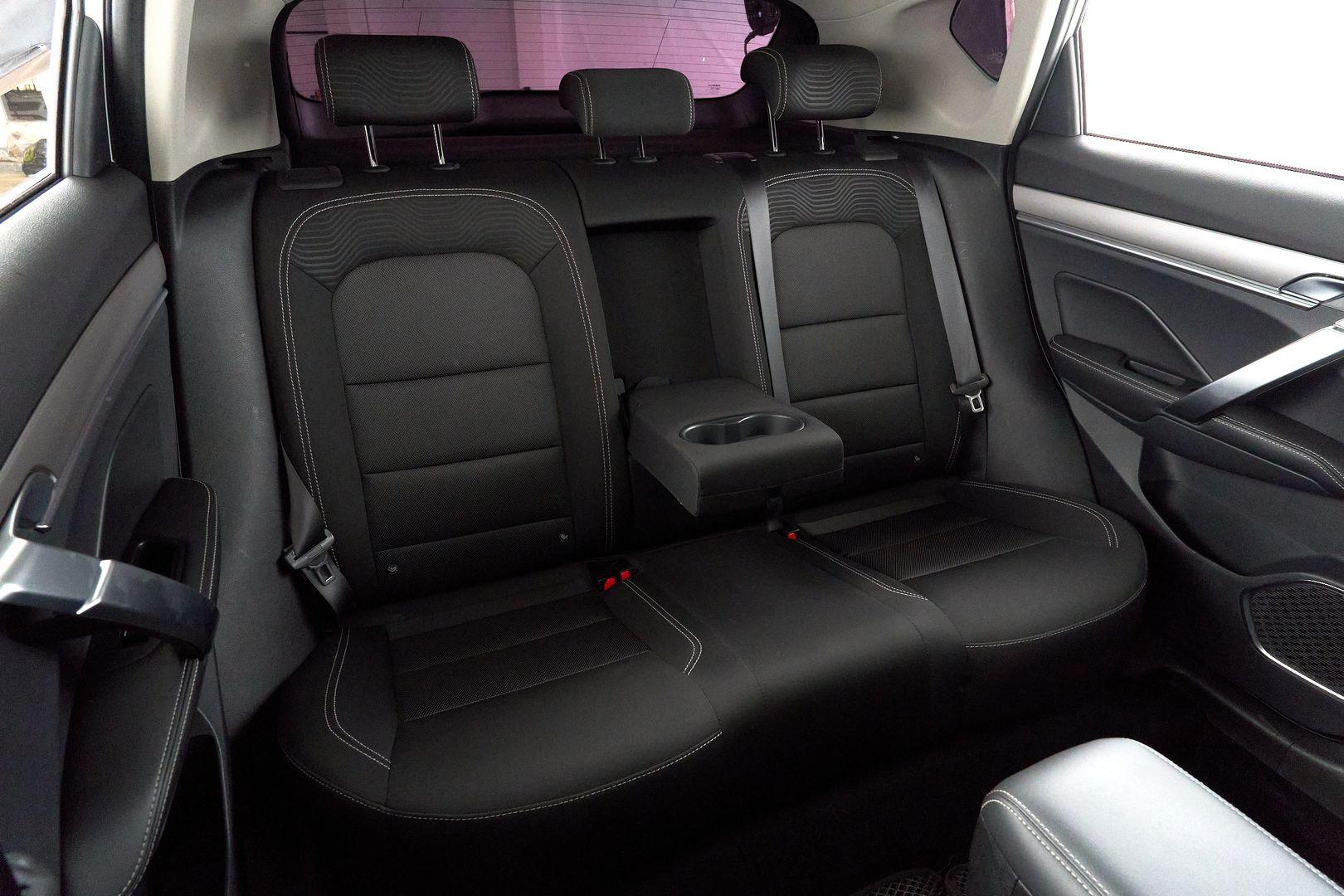 Geely Coolray 2020, белый