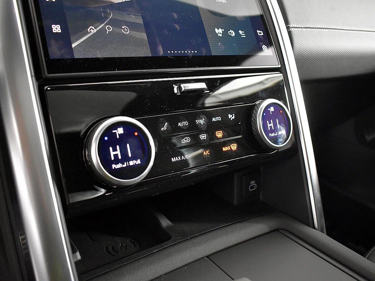 Land Rover Discovery 2021, черный