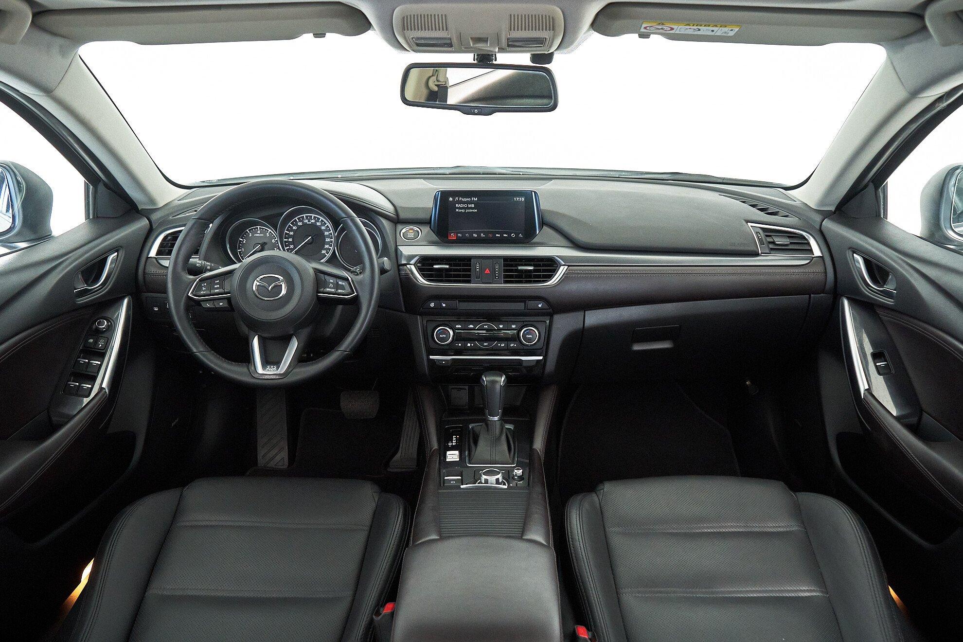 Mazda 6 2016, белый