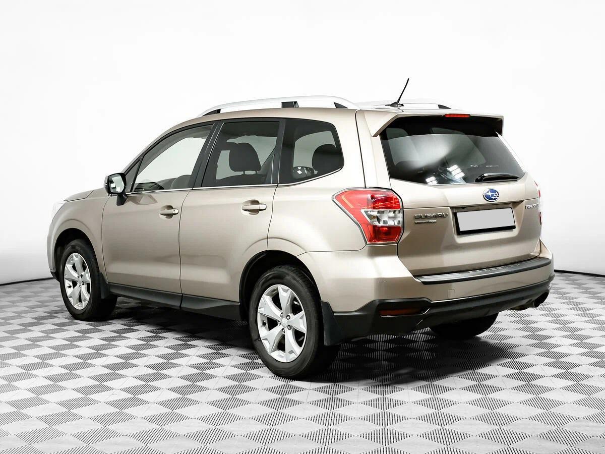 Subaru Forester 2015, бежевый