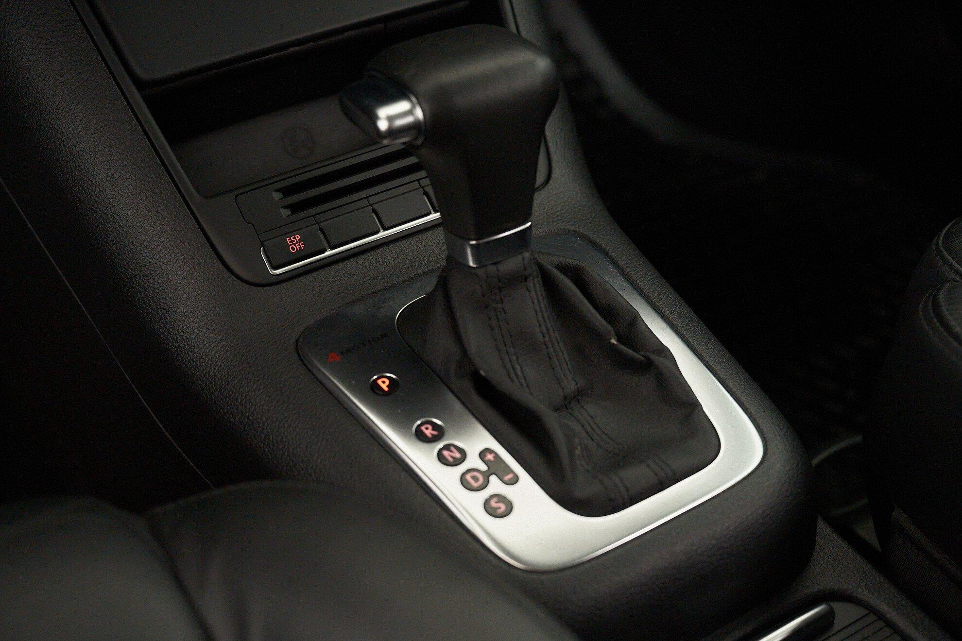Volkswagen Tiguan 2009, серебряный