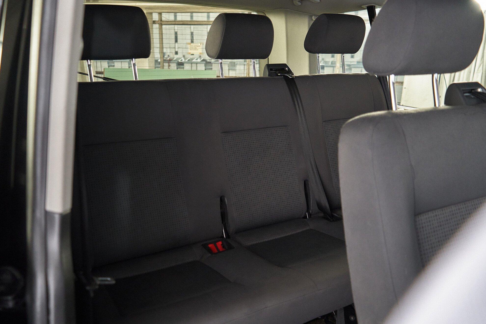 Volkswagen Caravelle 2008, черный