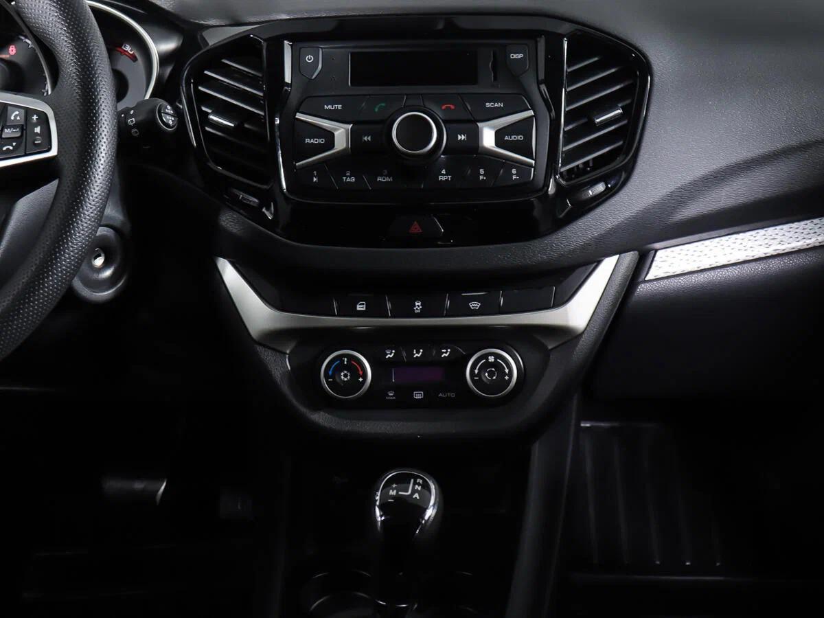 LADA (ВАЗ) Vesta 2019, серый
