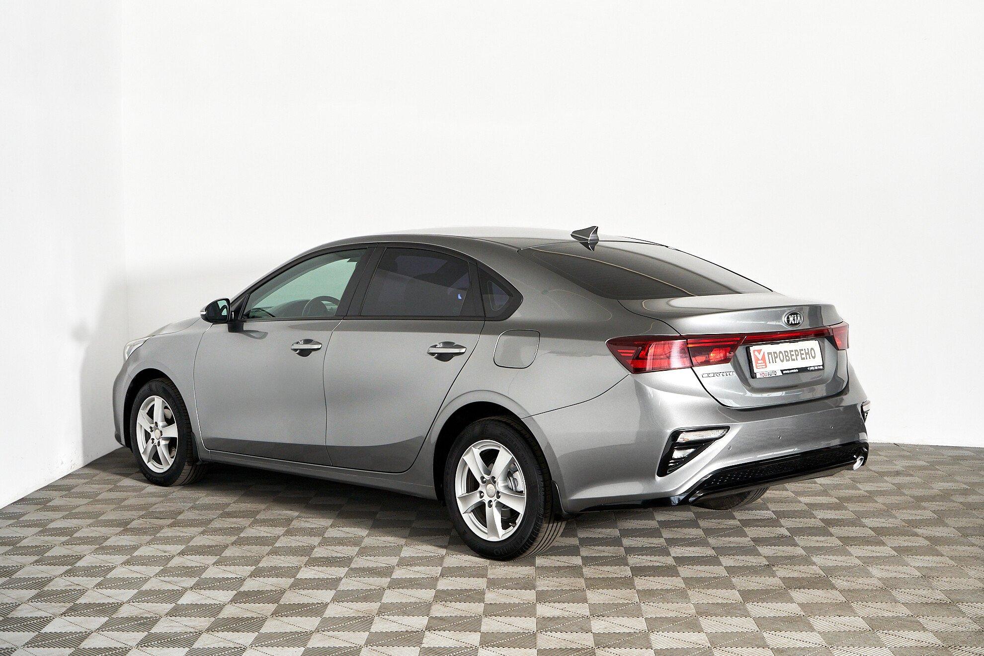 Kia Cerato 2019, серый