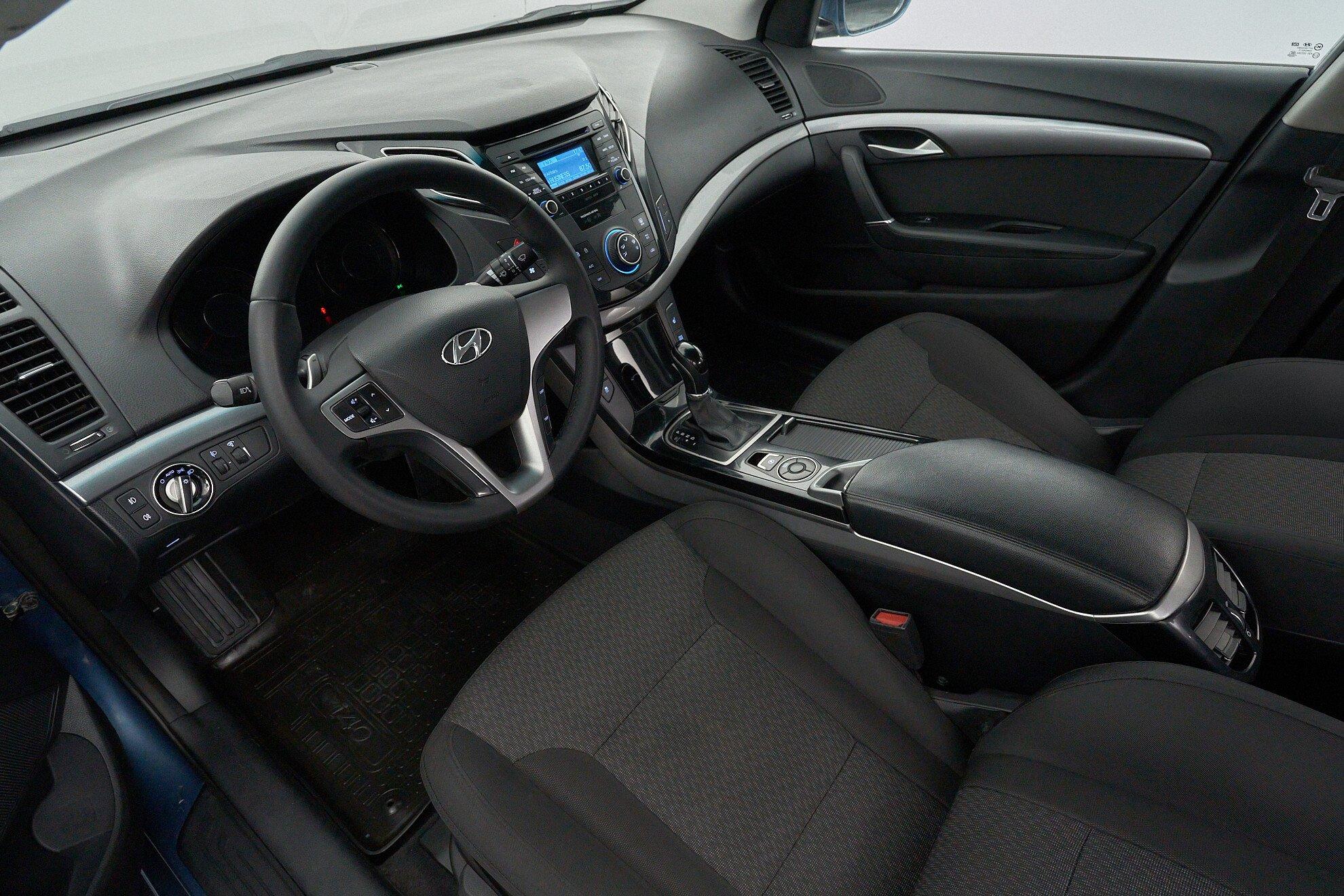 Hyundai i40 2015, синий