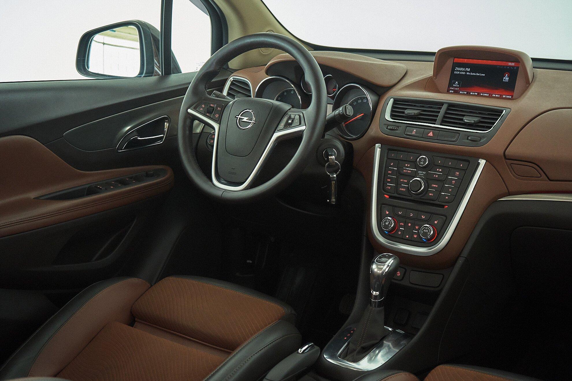 Opel Mokka 2014, коричневый