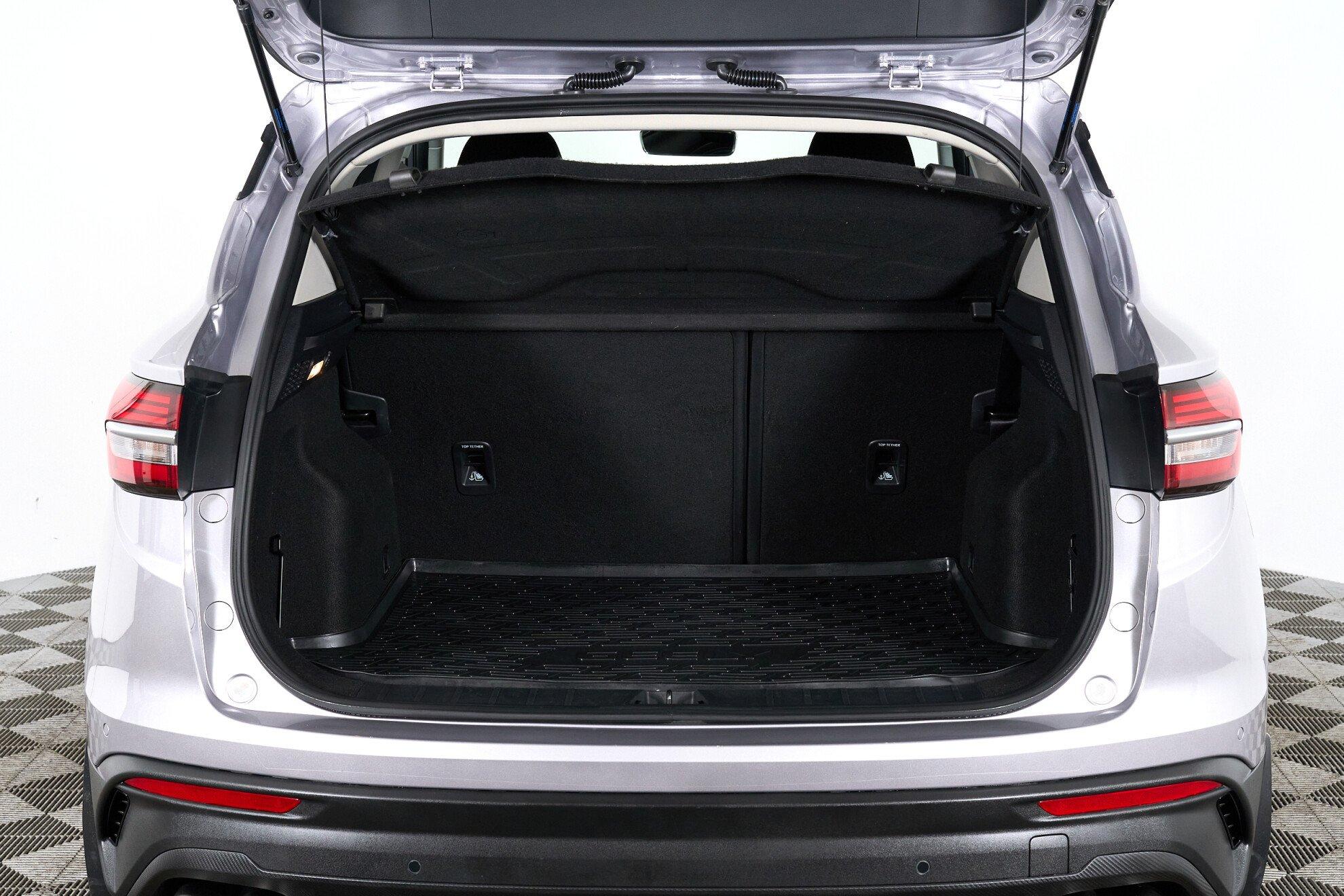 Geely Coolray 2020, серый