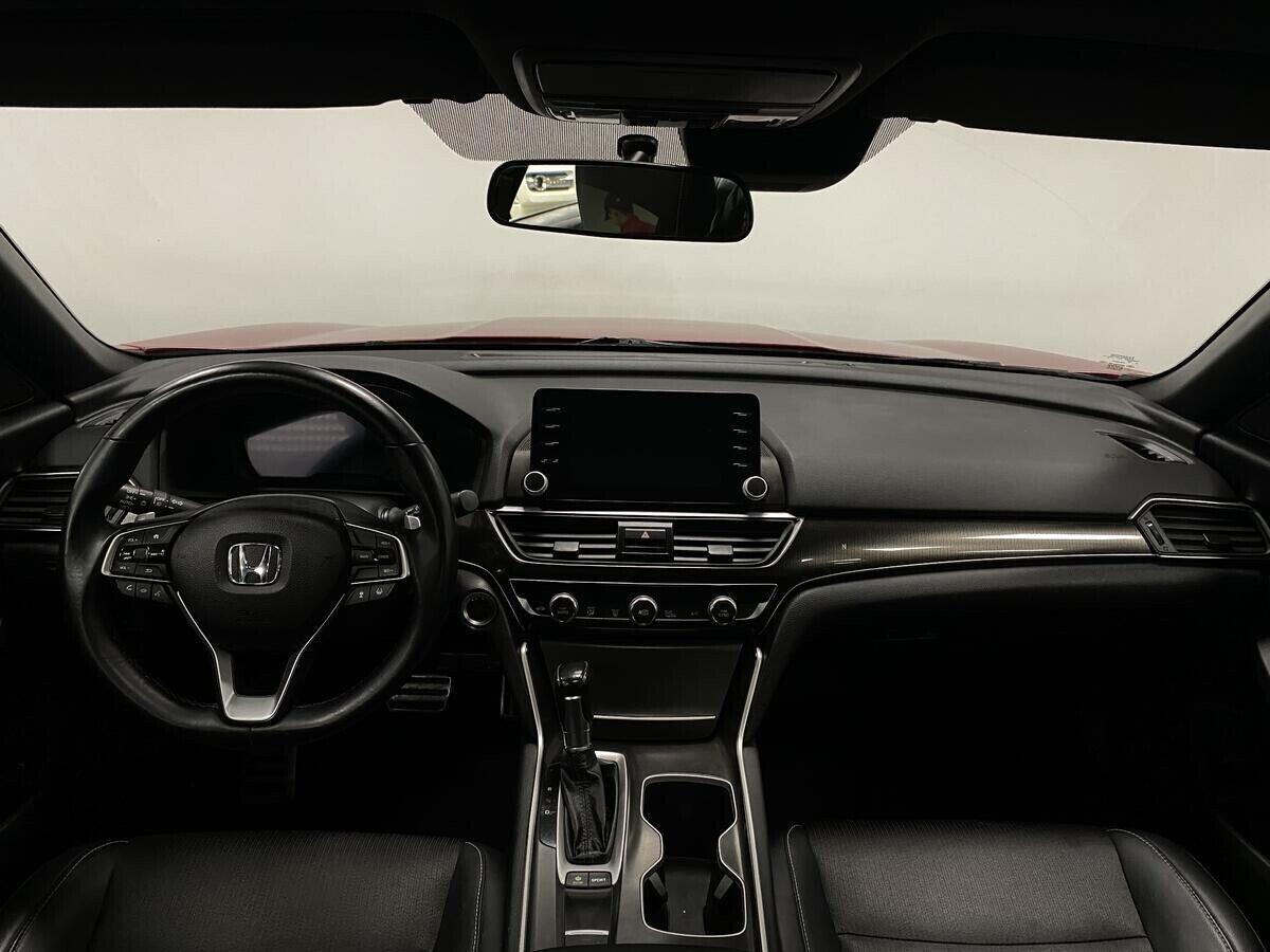 Honda Accord 2019, пурпурный