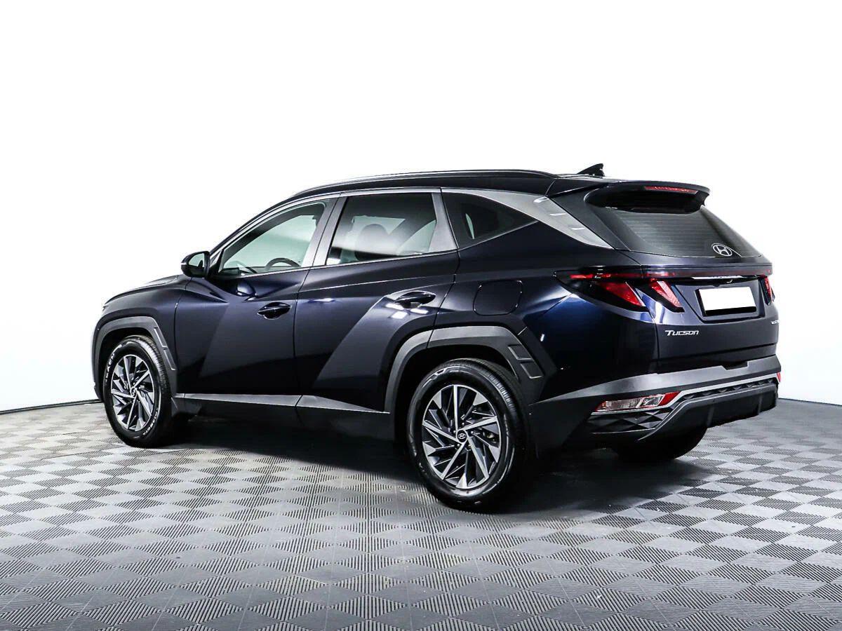 Hyundai Tucson 2022, синий