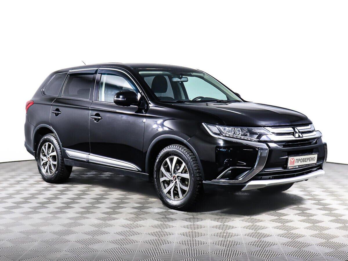 Mitsubishi Outlander 2018, черный
