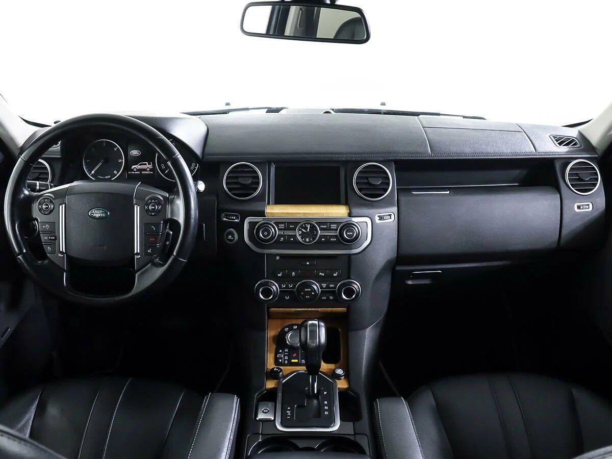 Land Rover Discovery 2010, белый