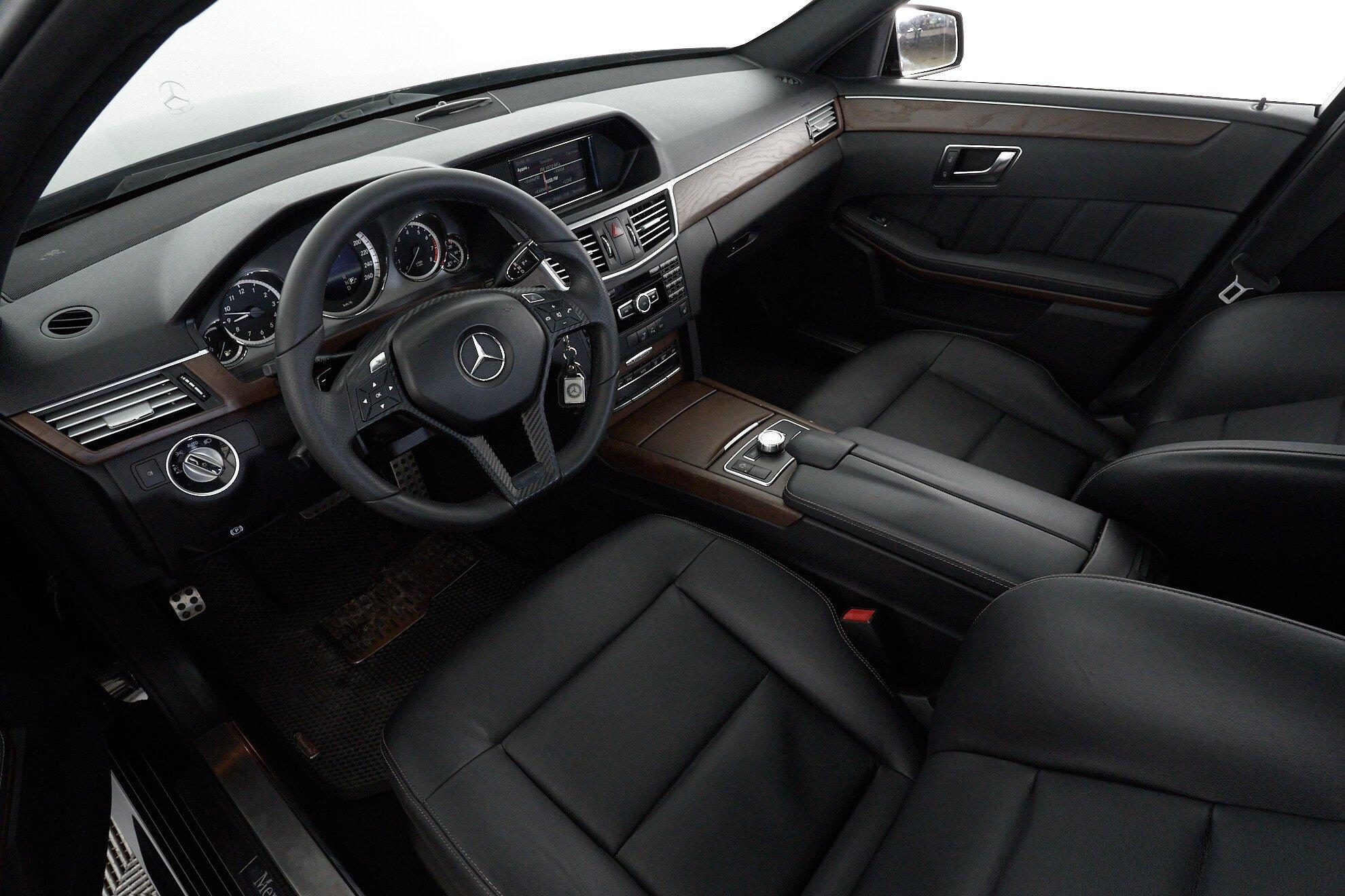 Mercedes-Benz E-Класс 2012, черный