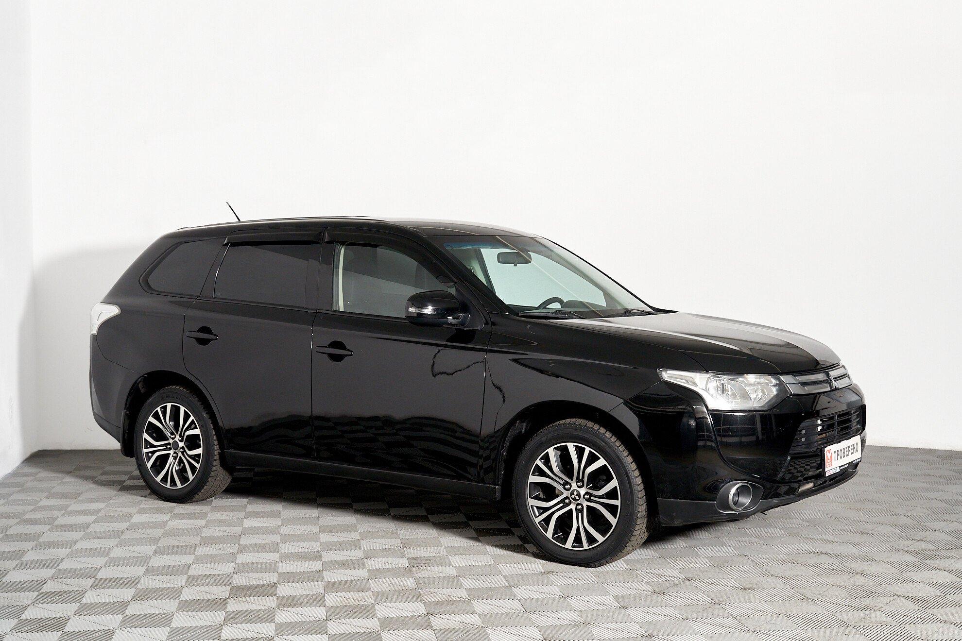 Mitsubishi Outlander 2014, черный