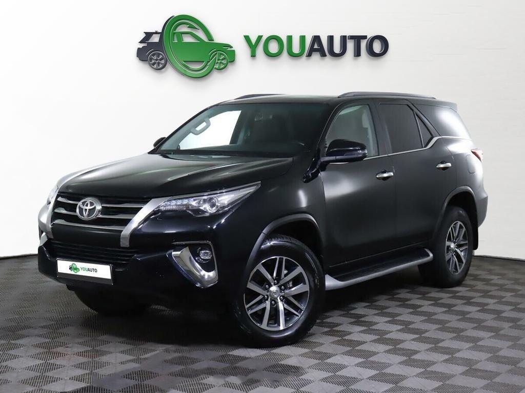 Toyota Fortuner 2019, черный