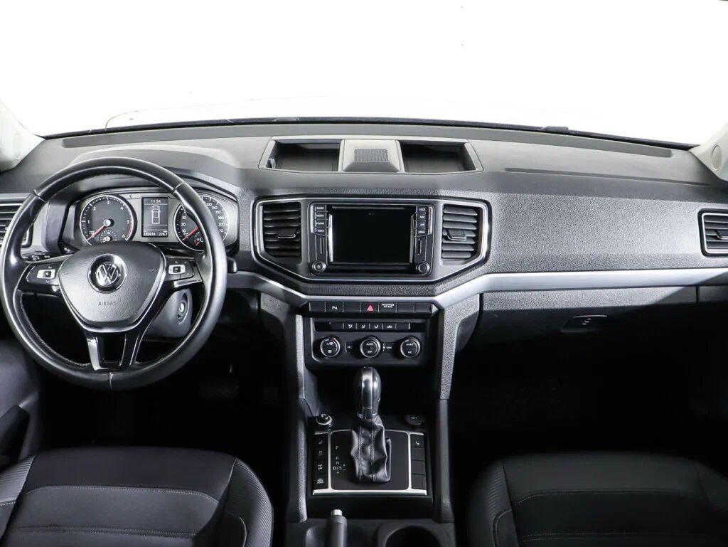 Volkswagen Amarok 2017, синий